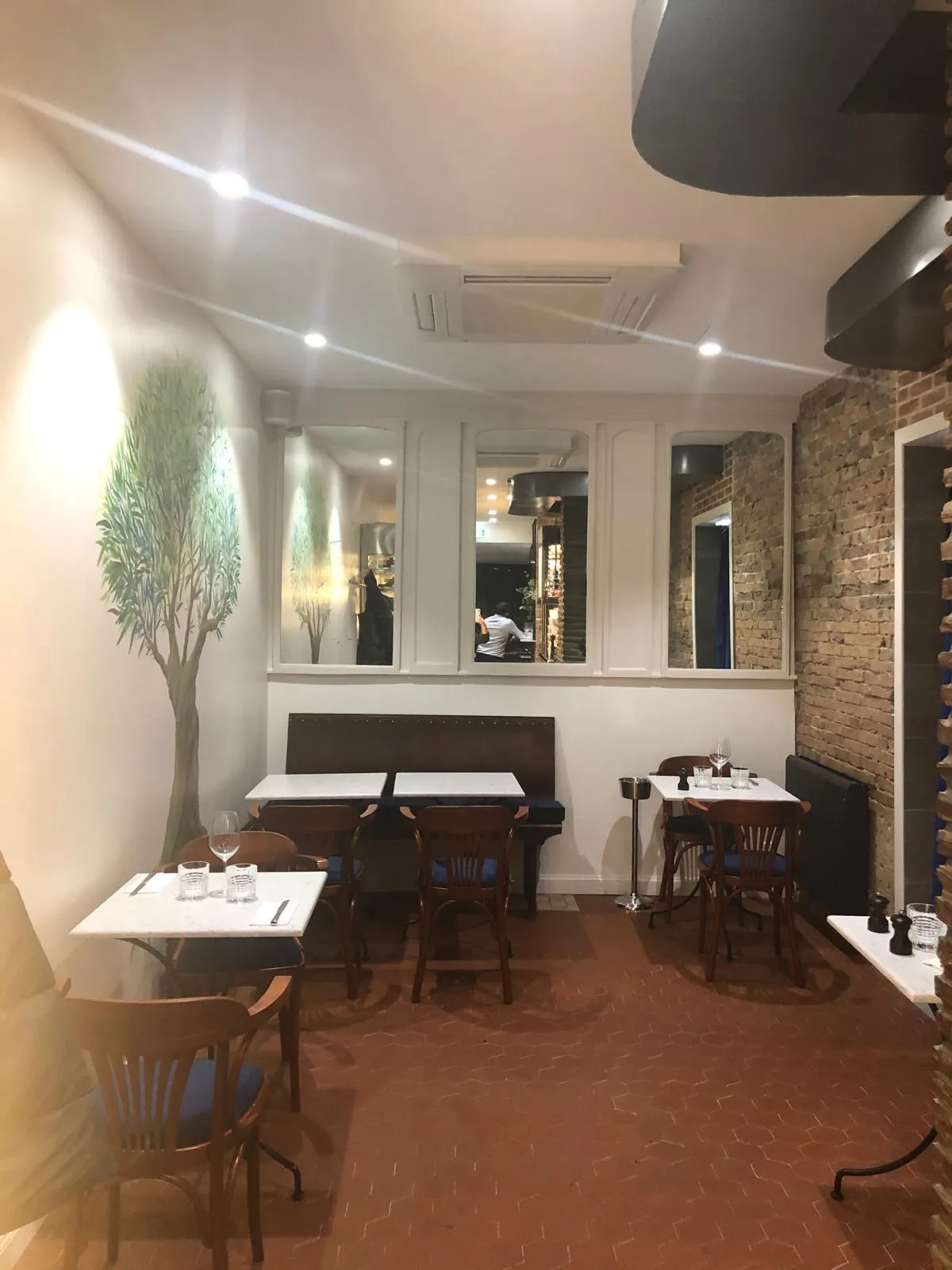 Restaurant rénové