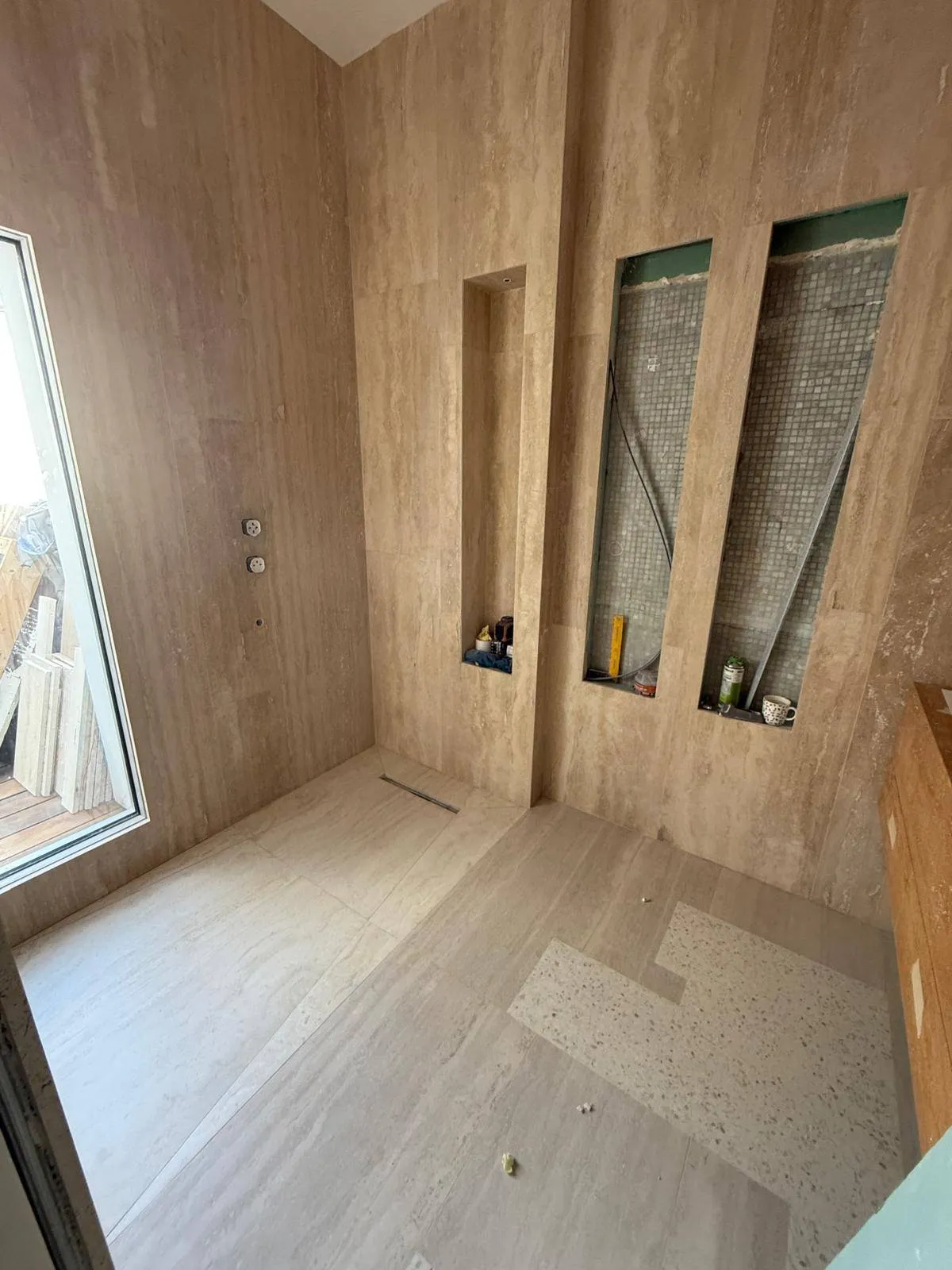 Appartement rénové (en cours de rénovation)