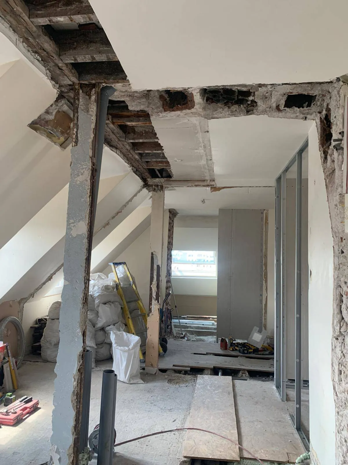 Appartement rénové (en cours de rénovation)