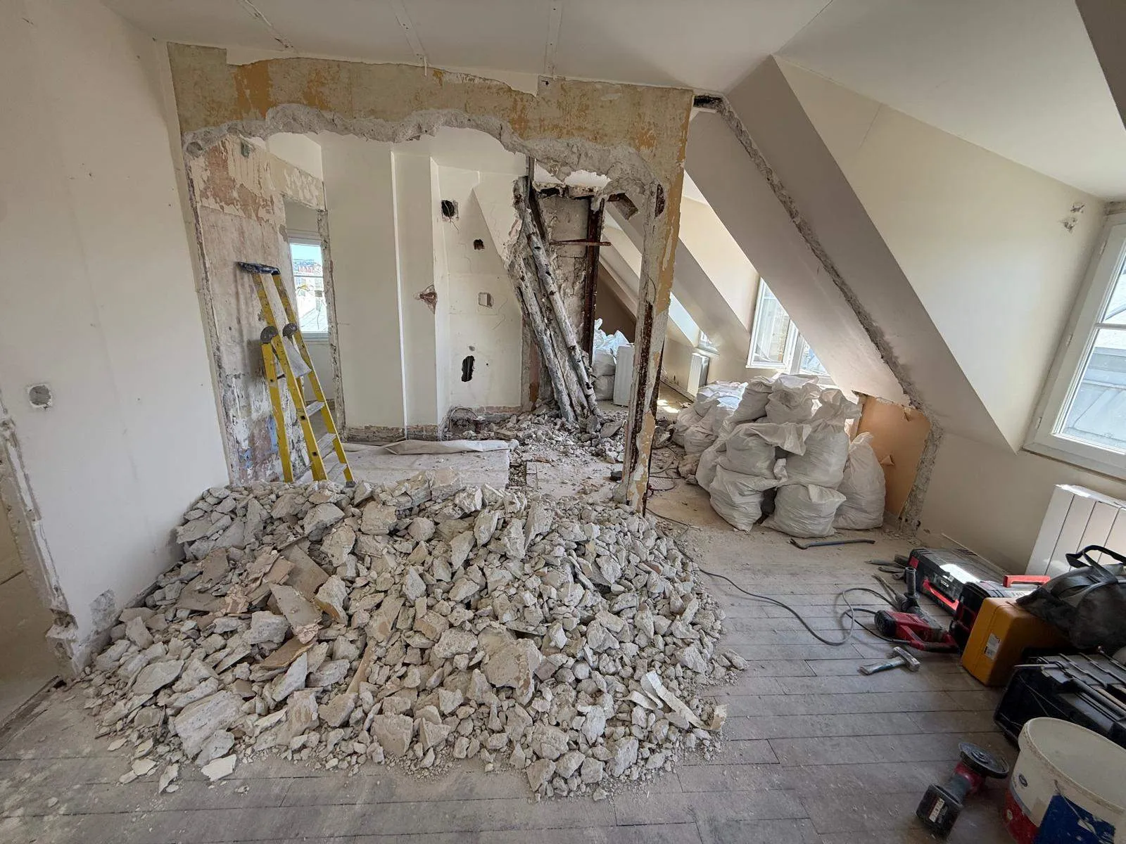 Appartement rénové (en cours de rénovation)
